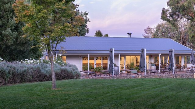 Poachers Pantry Restaurant Smokehouse restaurant, artisan smokehouse, restaurant in the vines winery cafe